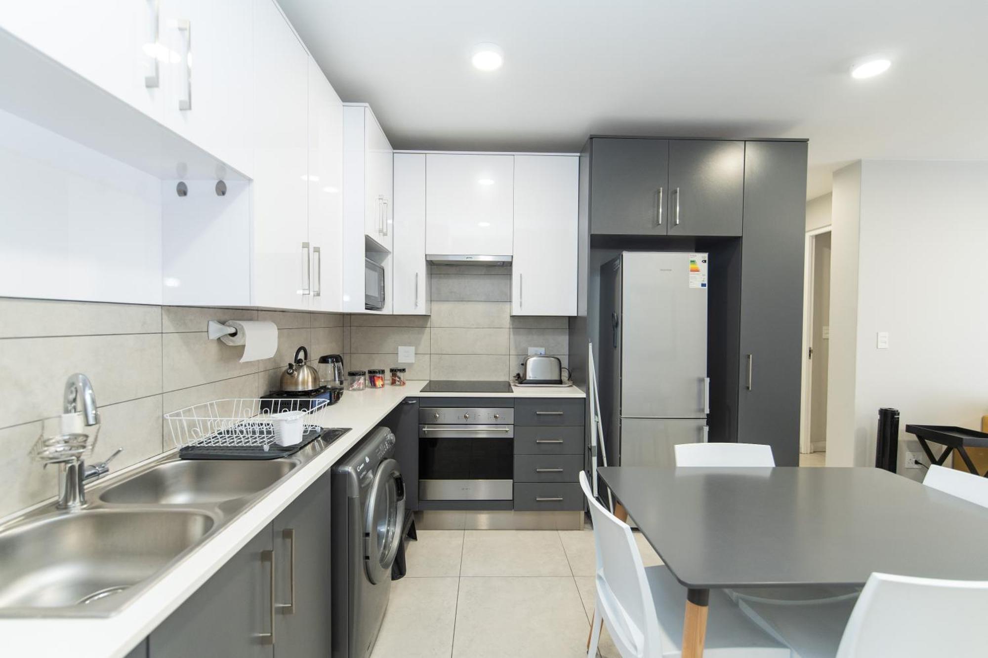 Cozy Modern Apartment At Bellamare Port Elizabeth Kültér fotó
