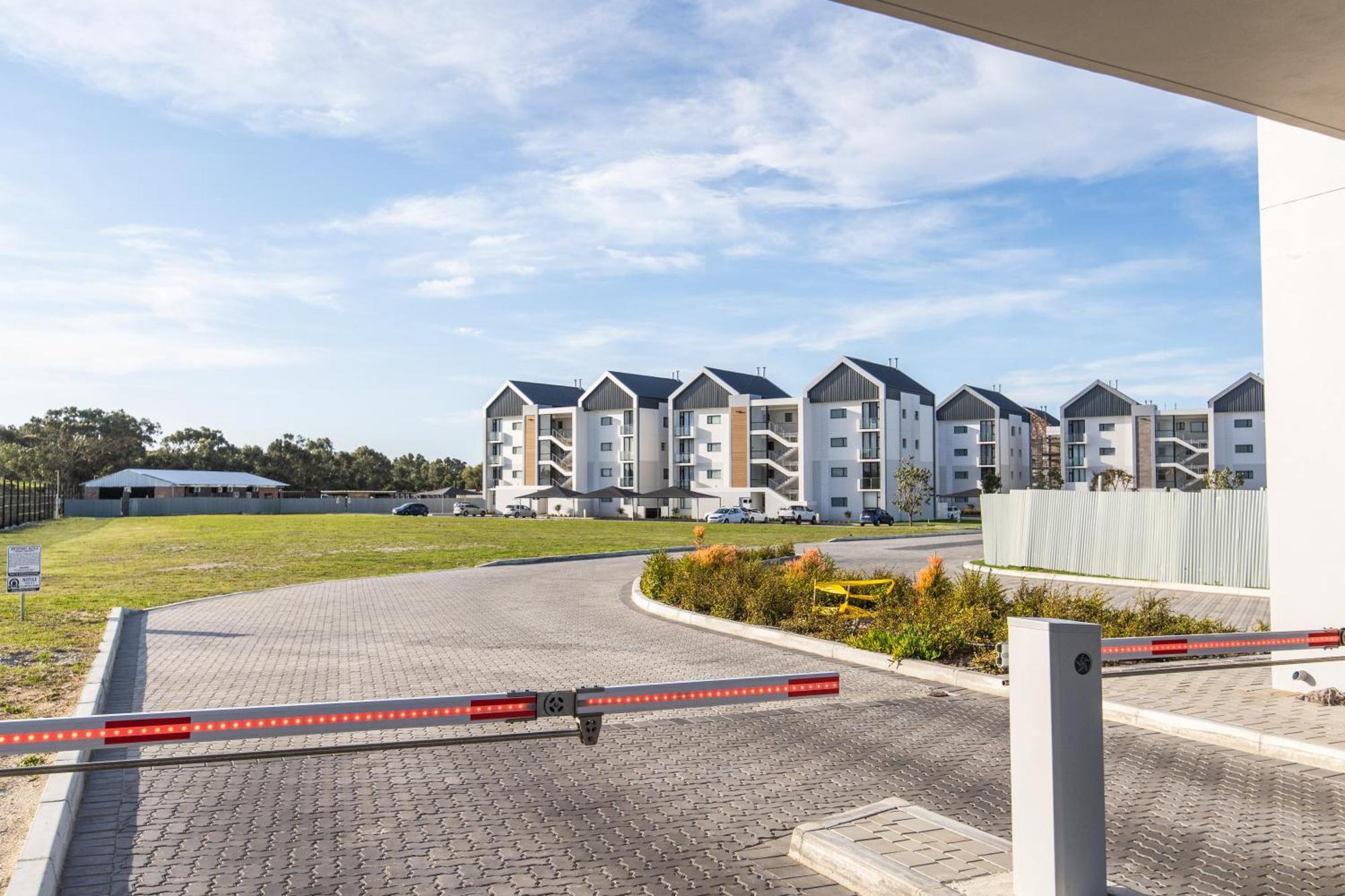 Cozy Modern Apartment At Bellamare Port Elizabeth Kültér fotó